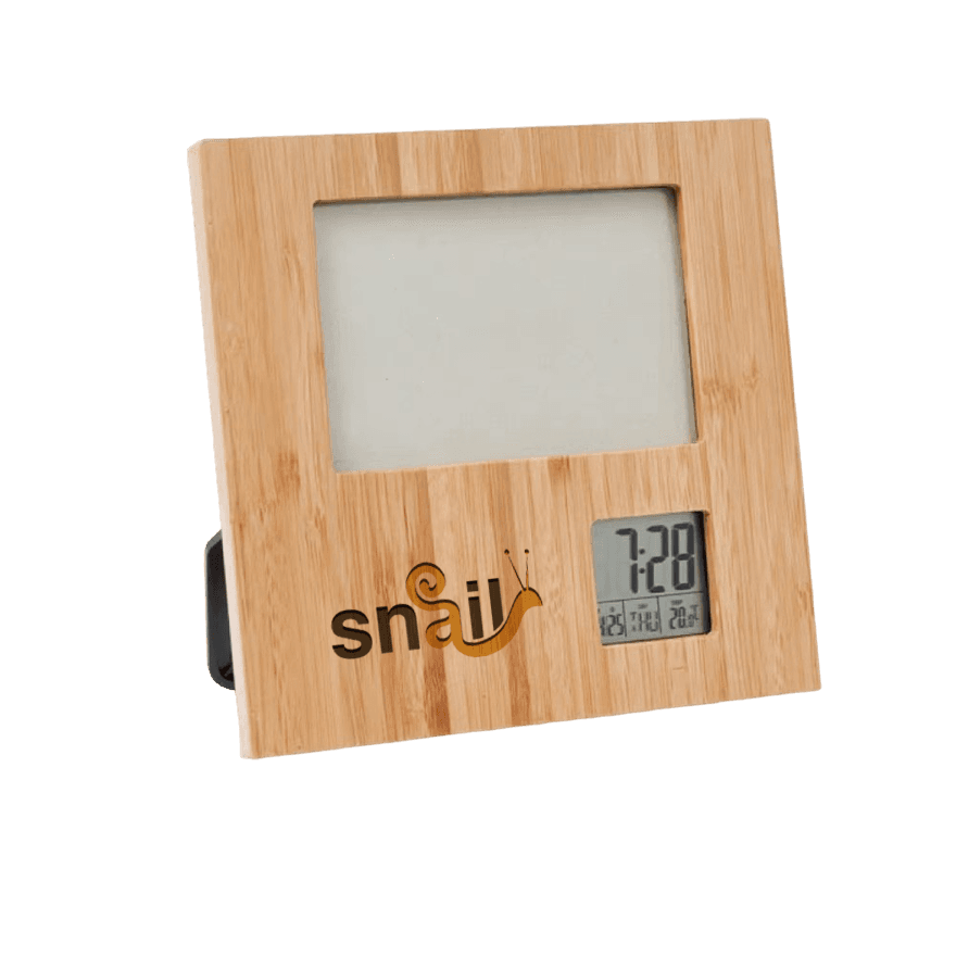 إطار صور من البامبو مع ساعة رقمية - 4