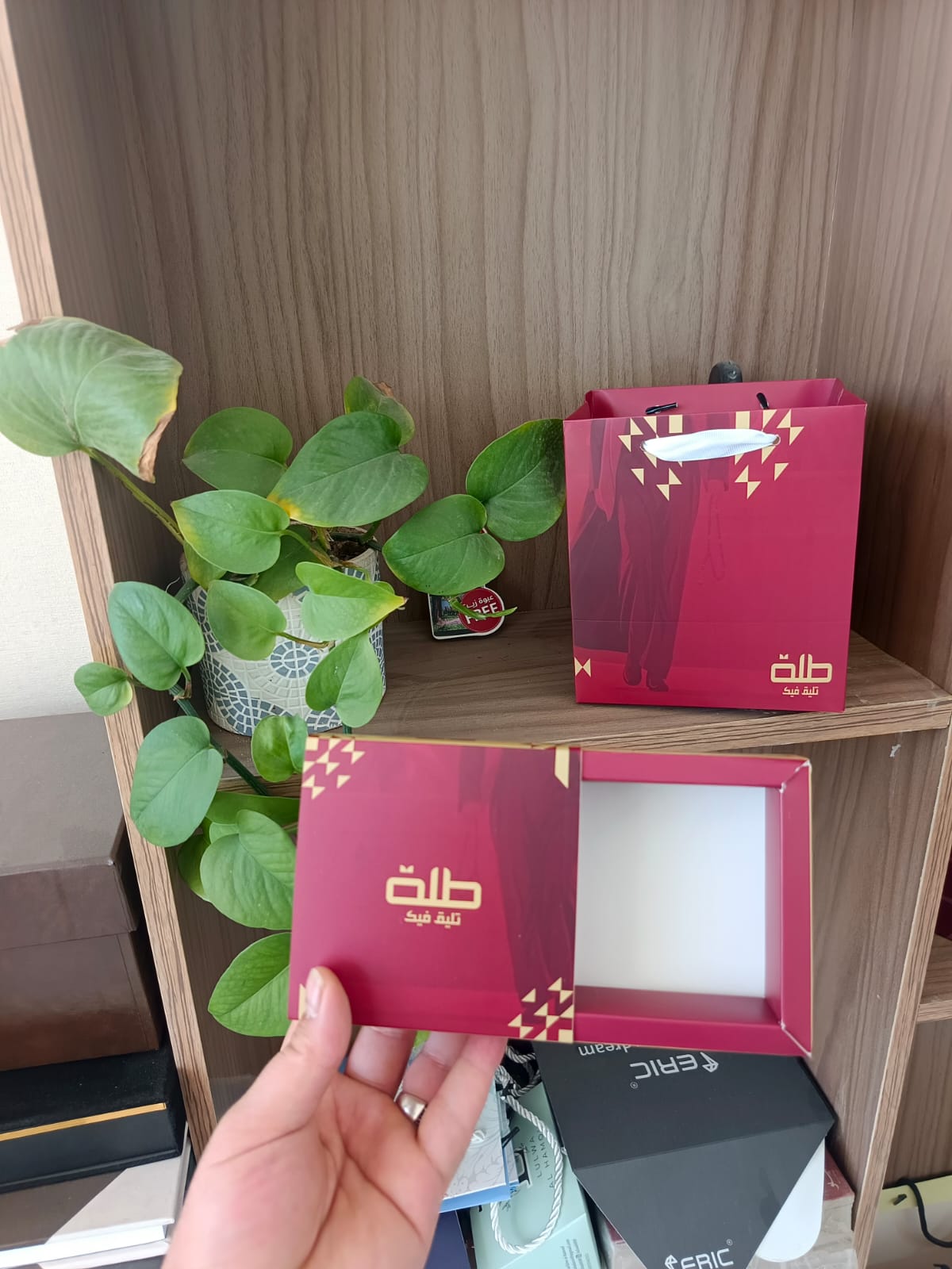 بوكس شحن Mailer Box بطباعة UV — درب برنت
